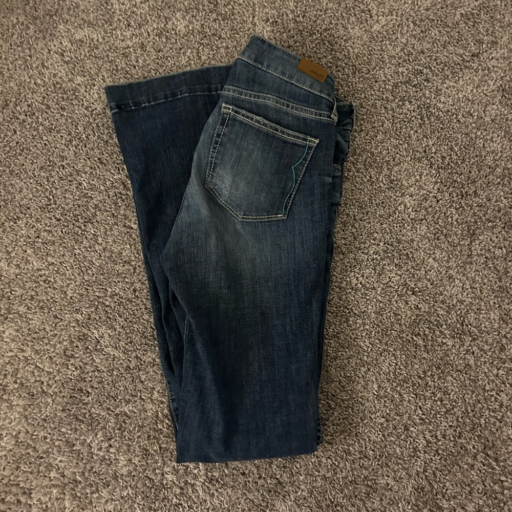 nwot ariat jeans